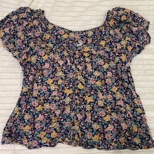 Old navy floral shirt size small